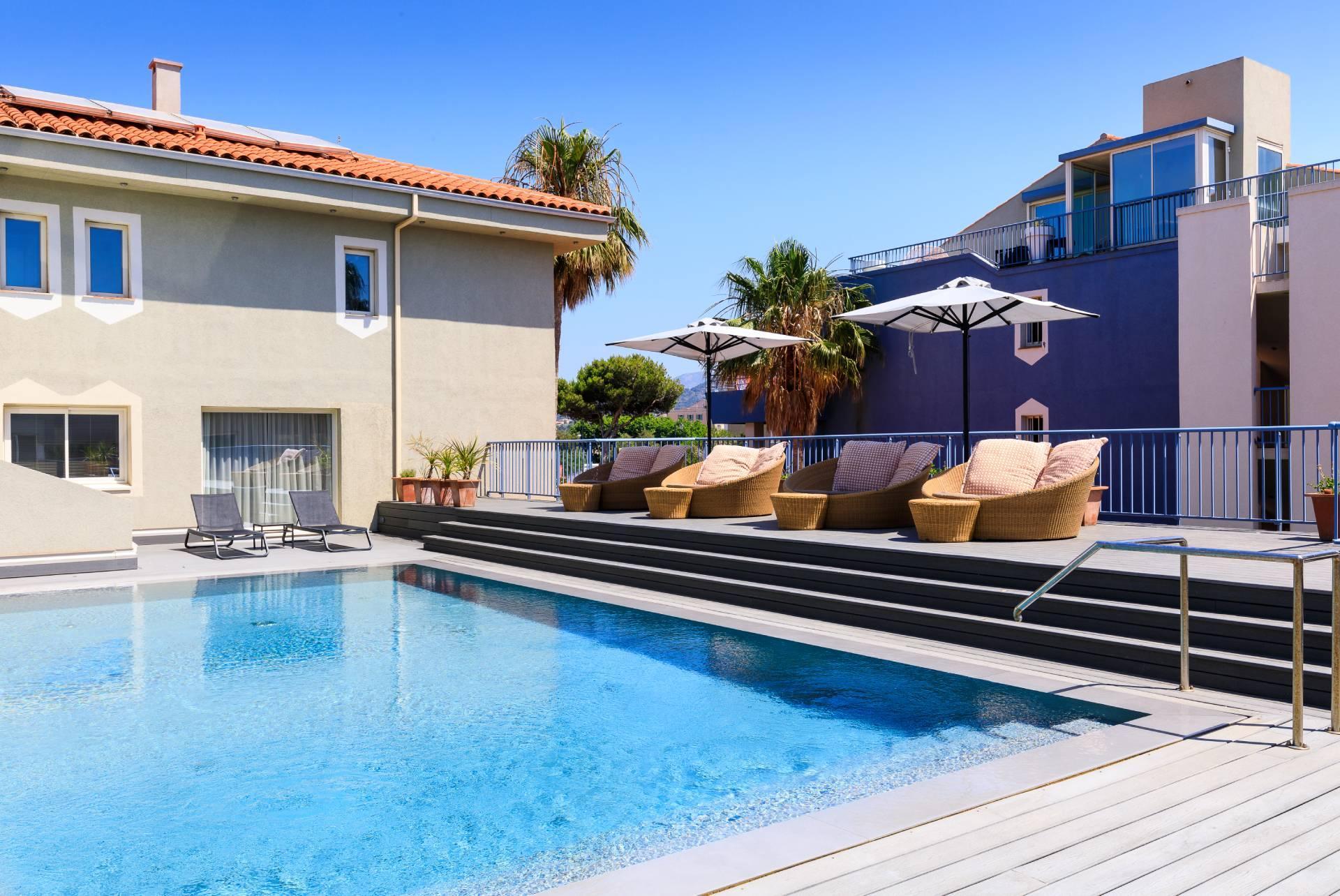 Piscine | Best Western Premier Hôtel Santa Maria à l'Île-Rousse