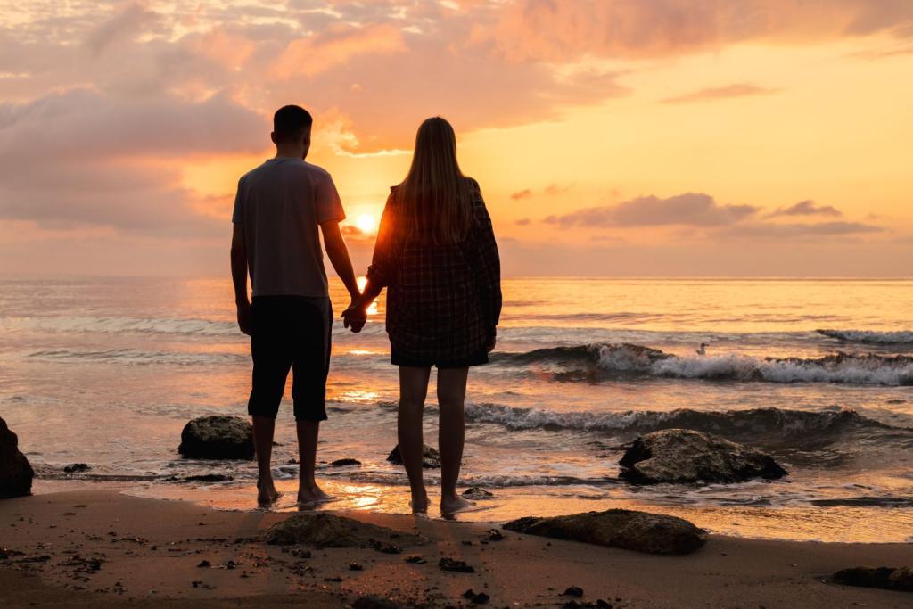 Couple à l'Île-Rousse en Corse